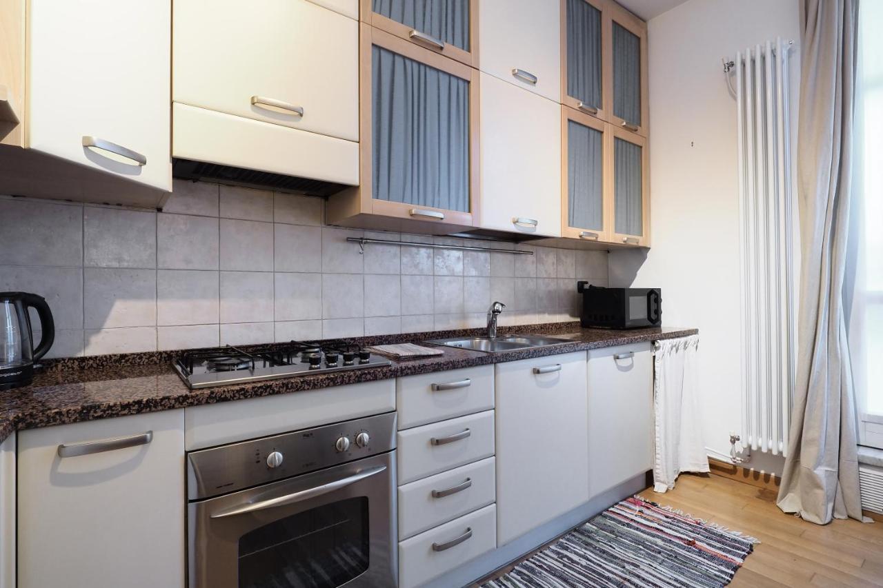 Primopiano - Via Pavia Apartment Milan Bagian luar foto