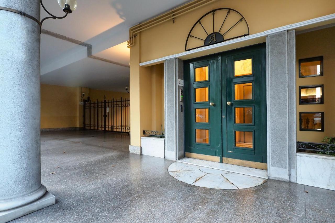 Primopiano - Via Pavia Apartment Milan Bagian luar foto