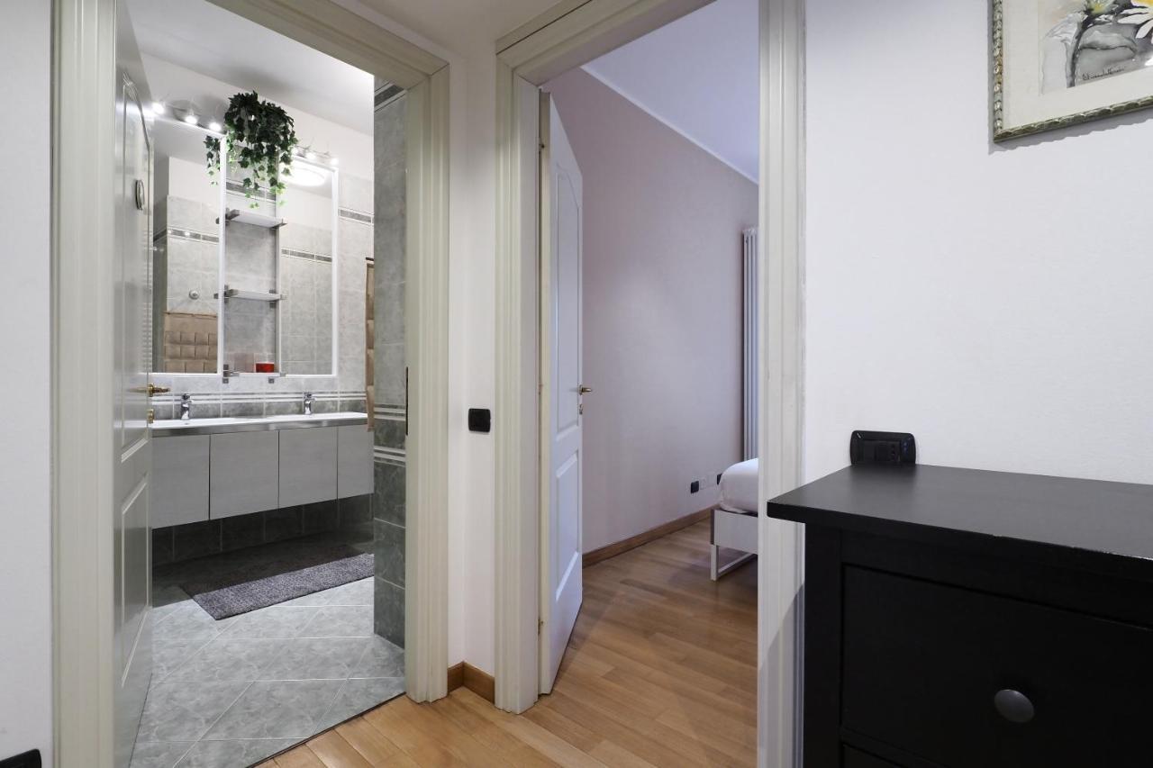 Primopiano - Via Pavia Apartment Milan Bagian luar foto