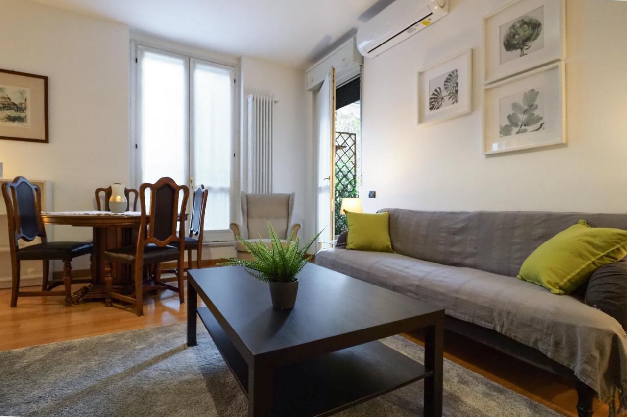 Primopiano - Via Pavia Apartment Milan Bagian luar foto
